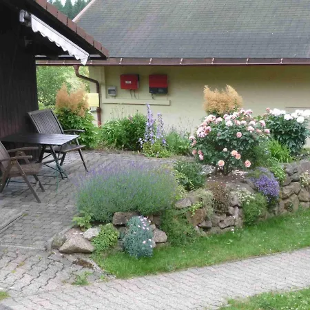 Ferienhaus-elfi Holiday home *