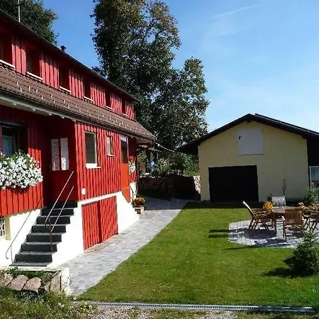 Ferienhaus-elfi Holiday home *